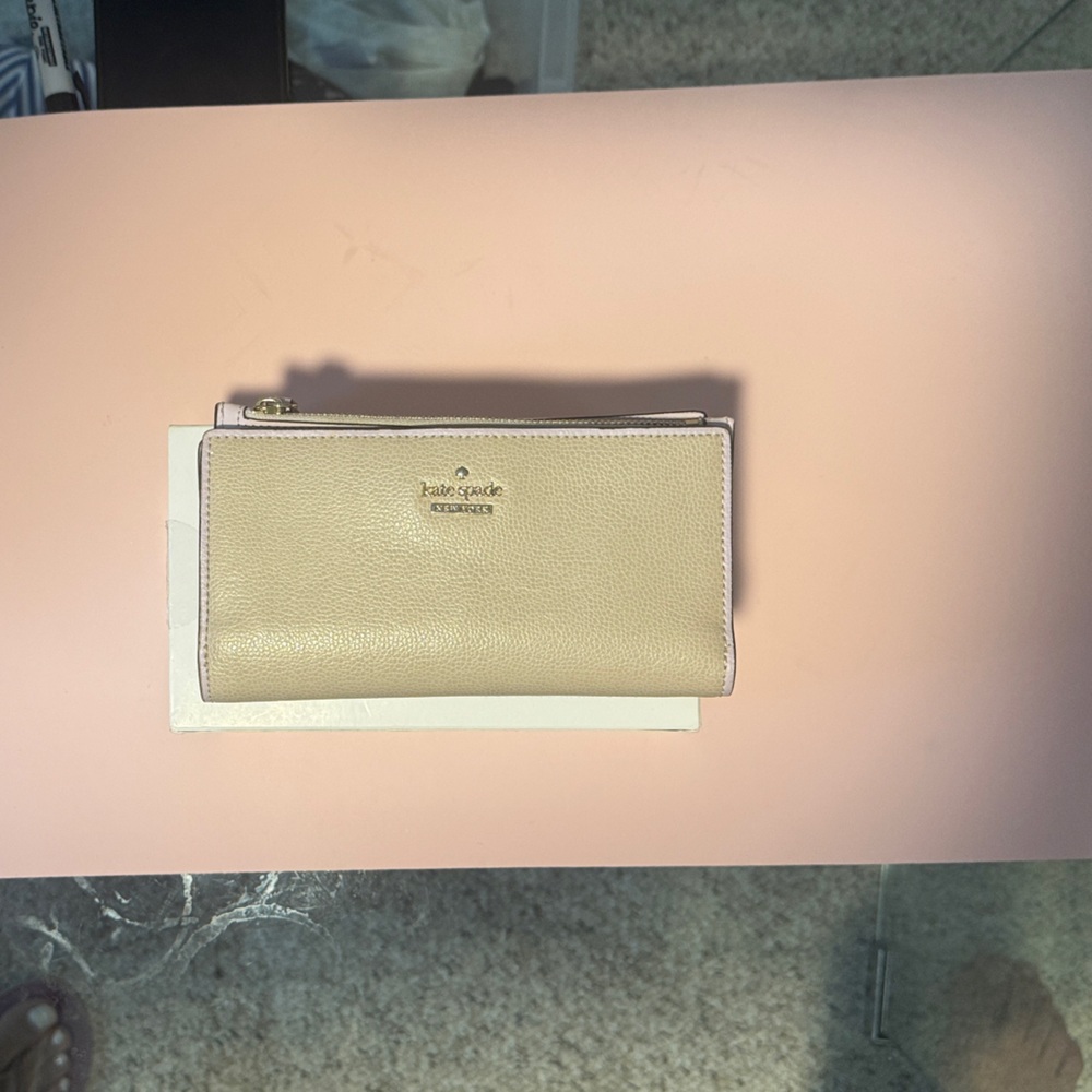 kate spade Beige Leather Zip Wallet